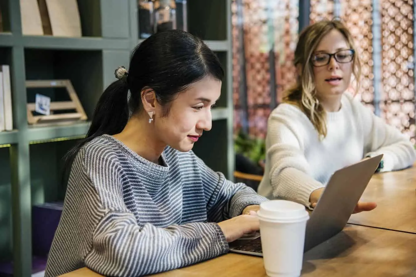 Why Mentoring Matters: A Guide on a Stellar Example for Employees